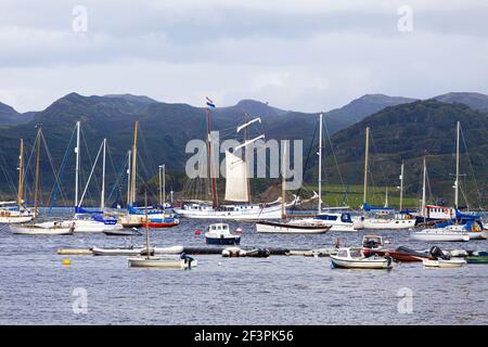 Artisanat varié à Crinan Harbour, Knapdale, Argyll & Bute, Écosse, Royaume-Uni Banque D'Images