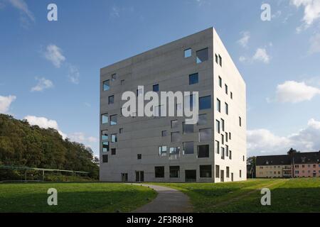 L'École de gestion et de conception Zollverein le premier bâtiment Conçu par les architectes Kazuyo Sejima et Ryue Nishizawa (ARCHITECTES SANAA) situé i Banque D'Images