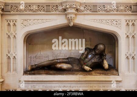 Monument à William Shakespeare, dans la cathédrale et la Collégiale de Saint-Sauveur et Sainte-Marie-Overie, Southwark Cathedral, 1520, Londres Banque D'Images