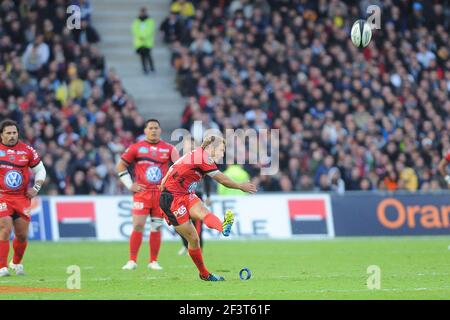 RUGBY - CHAMPIONNAT FRANÇAIS 2012/2013 - TOP 14 - 1/2 FINALE - RC TOULON / STADE TOULOUSAIN - 24/05/2013 - NANTES (FRA) - PHOTO PASCAL ALLEE / DPPI - JONNY Wilkinson (RCT) Banque D'Images