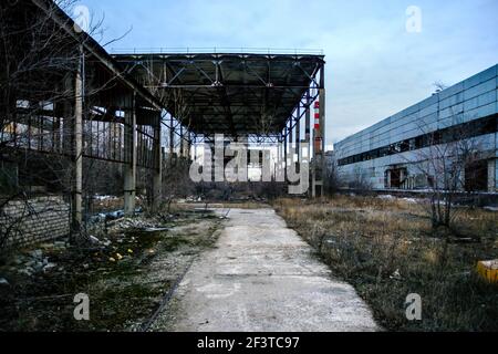 Territoire de la zone industrielle abandonnée en attente de démolition Banque D'Images