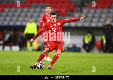 Munich, Allemagne. 17 mars 2021. Firo: 17.03.2021, football, football, Ligue des champions, Saison 2020/2021, tour de 16, jeu retour, FC Bayern Munich - Lazio Rome Robert Lewandowski (Bayern) | usage dans le monde crédit: dpa/Alay Live News Banque D'Images