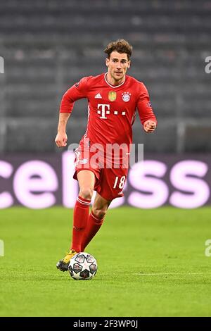 Munich, Allemagne. 17 mars 2021. Firo: 17.03.2021, football, football, Ligue des champions, Saison 2020/2021, tour de 16, jeu retour, FC Bayern Munich - Lazio ROM Leon Goretzka, geste | usage dans le monde crédit: dpa/Alay Live News Banque D'Images