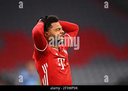 Munich, Allemagne. 17 mars 2021. Firo: 17.03.2021, football, football, Ligue des champions, Saison 2020/2021, tour de 16, jeu retour, FC Bayern Munich - Lazio Rome Serge Gnabry, Bavière, Enttauschung | usage dans le monde crédit: dpa/Alay Live News Banque D'Images