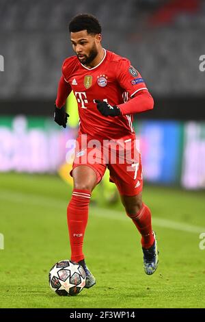 Munich, Allemagne. 17 mars 2021. Firo: 17.03.2021, football, football, Ligue des champions, Saison 2020/2021, tour de 16, jeu retour, FC Bayern Munich - Lazio Rome Serge Gnabry, Bavière, action individuelle | usage dans le monde crédit: dpa/Alay Live News Banque D'Images