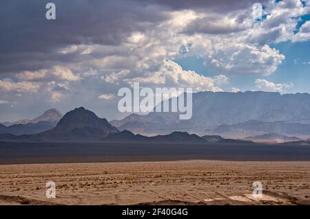 Paysage autour de Kharanagh ou Khanaraq, province de Yazd, Iran. Banque D'Images