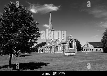 Vue d'été sur l'église St Wendreda, March Town, Cambridgeshire, Angleterre, Royaume-Uni Banque D'Images