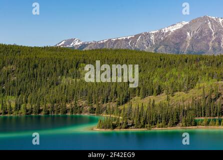 Canada, Yukon, lacs du Sud, route du Klondike Sud, lac Emerald au nord de Carcross Banque D'Images