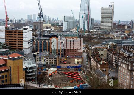 London construction site, London construction, vue surélevée, 185 Park Street, chantier Bankside, Bankside, Southwark, Londres SE1, 2020 février 2020, Londres, Angleterre, Royaume-Uni, Europe, travaux préliminaires, Works, Triptych Bankside, 185 Park Street Bankside, développement, chantier, Londres Royaume-Uni, Londres infrastructure, triptyque Londres, Triptyque bâtiment Londres, résidentiel Londres, complexe résidentiel Londres Banque D'Images