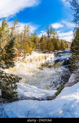 Egan Chutes conservation Area Haliburton County Bancroft Ontario Canada in hiver Banque D'Images