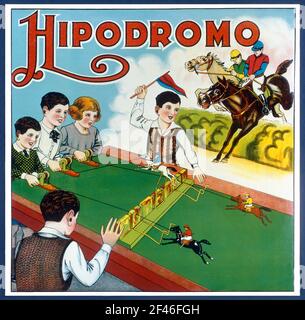 Juguetes de cartón y madera. Caja del juego Hipódromo, fabricado por Juguetes Borrás, de Mataró. Año 1917. Banque D'Images