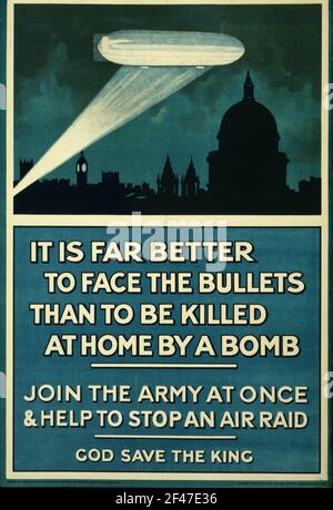 Une première affiche de recrutement de la guerre mondiale montrant un Zeppelin plus Cathédrale Saint-Paul Banque D'Images