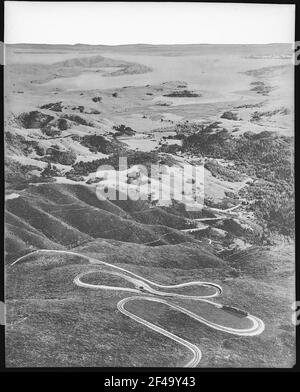 Le Double Bow Knot sur le Mt. Le chemin de fer de Tamalpais qui déborde la baie et la ville de San Francisco. Banque D'Images