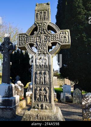 Monasterboice, ruines monastiques dans le comté de Louth, Irlande Banque D'Images