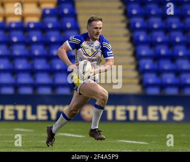 Warrington, Royaume-Uni. 19 mars 2021. Ben Currie (11), de Warrington Wolves, avance avec le ballon à Warrington, au Royaume-Uni, le 3/19/2021. (Photo de Simon Whitehead/News Images/Sipa USA) crédit: SIPA USA/Alay Live News Banque D'Images