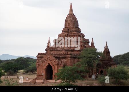 BAGAN, NYAUNG-U, MYANMAR - 2 JANVIER 2020 : temple de pagode historique et religieux de l'ancien royaume païen Banque D'Images