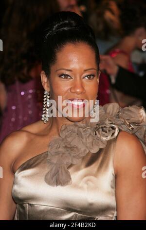 Regina King participe à la Vanity Fair Oscar Party à Mortons à West Hollywood, en Californie, le 27 février 2005. Crédit photo : Henry McGee/MediaPunch Banque D'Images