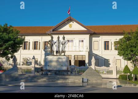 CHIANG MAY, THAÏLANDE - 22 DÉCEMBRE 2018 : vue sur le monument des trois Rois le matin ensoleillé Banque D'Images