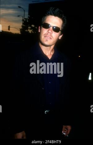 Hollywood, Californie, États-Unis 16 mai 1996 l'acteur Josh Brolin participe à la première « I Shot Andy Warhol » de la compagnie Samuel Goldwyn le 16 mai 1996 au Cinerama Dome à Hollywood, Californie, États-Unis. Photo par Barry King/Alay stock photo Banque D'Images