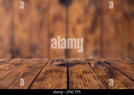 Arrière-plan en bois - table avec mur en bois. Arrière-plan de la table en bois. Affichage vide. Banque D'Images