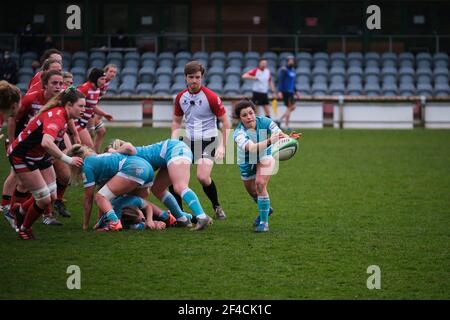 Gloucester, Royaume-Uni. 20 mars 2021. Caity Mattinson (#9 Worcester Warriors) en action lors du match Allianz Premier 15s entre Gloucester-Hartpury et Worcester Warriors à l'Alpas Arena de Gloucester, en Angleterre. Crédit: SPP Sport presse photo. /Alamy Live News Banque D'Images