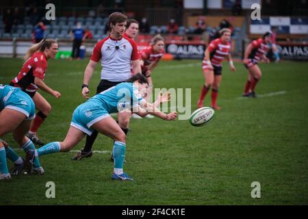 Gloucester, Royaume-Uni. 20 mars 2021. Caity Mattinson (#9 Worcester Warriors) en action lors du match Allianz Premier 15s entre Gloucester-Hartpury et Worcester Warriors à l'Alpas Arena de Gloucester, en Angleterre. Crédit: SPP Sport presse photo. /Alamy Live News Banque D'Images