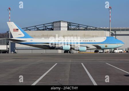 US Air Force Boeing 747/VC-25A, mieux connu sous le nom de Air Force One, qui vole le président des États-Unis. Vu ici à Zurich pour le Forum économique mondial Banque D'Images