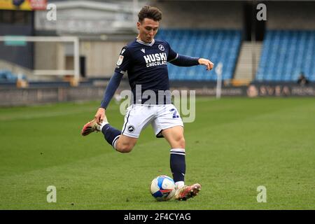 Londres, Royaume-Uni. 20 mars 2021. Danny McNamara de Millwall en action pendant le match. EFL Skybet Championship Match, Millwall v Middlesbrough au Den à Londres le samedi 20 mars 2021. Cette image ne peut être utilisée qu'à des fins éditoriales. Utilisation éditoriale uniquement, licence requise pour une utilisation commerciale. Aucune utilisation dans les Paris, les jeux ou les publications d'un seul club/ligue/joueur. photo par Steffan Bowen/Andrew Orchard sports photographie/Alay Live news crédit: Andrew Orchard sports photographie/Alay Live News Banque D'Images