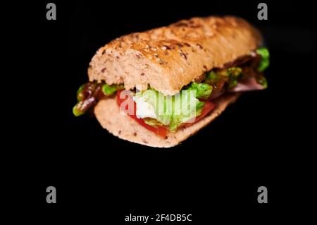 en-cas de légumes, laitue, tomatto, œuf et jambon york Banque D'Images