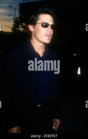 Hollywood, Californie, États-Unis 16 mai 1996 l'acteur Josh Brolin participe à la première « I Shot Andy Warhol » de la compagnie Samuel Goldwyn le 16 mai 1996 au Cinerama Dome à Hollywood, Californie, États-Unis. Photo par Barry King/Alay stock photo Banque D'Images