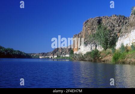 Les gorges de GEIKIE PRÈS DE FITZROY CROSSING DANS LES KIMBERLEYS, AUSTRALIE OCCIDENTALE Banque D'Images