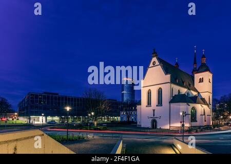 Église Alt Saint-Heribert à Cologne, Allemagne. Banque D'Images