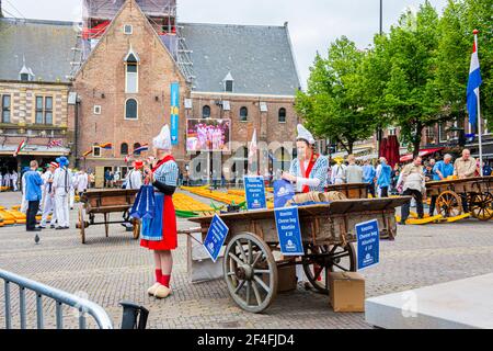 Alkmaar, pays-Bas; 18 mai 2018: Marché du fromage sur la place centrale Banque D'Images