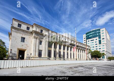 Conception du bâtiment fédéral David W Dyer et du palais de justice des États-Unis Par Carrere & Hastings architectural Firm à Miami Florida, États-Unis Banque D'Images