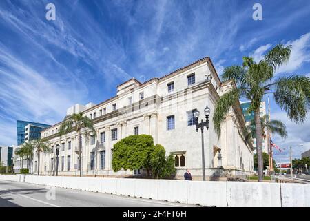 Conception du bâtiment fédéral David W Dyer et du palais de justice des États-Unis Par Carrere & Hastings architectural Firm à Miami Florida, États-Unis Banque D'Images