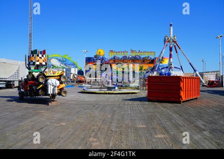 SEASIDE HEIGHTS, NJ -13 MAR 2021- vue sur la journée de la promenade de la plage historique à côté de Casino Pier sur la rive du New Jersey, Ocean County, États-Unis. Banque D'Images