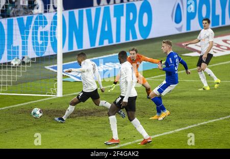 Alassane moyen (BMG) verpasst vorm leeren Tor Schalke 04 - Borussia Mönchengladbach 20.03.2021, Fussball, 1. Bundesliga, saison 2020/21 Moritz Müller/ Banque D'Images