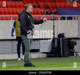 BUDAPEST, HONGRIE - MARS 18: L'entraîneur-chef Erling Moe de FK Molde réagit lors de l'UEFA Europa League Round de 16 second Leg match entre Molde et Grenade à l'arène de Puskas le 18 mars 2021 à Budapest, Hongrie. Les stades sportifs de toute l'Europe sont soumis à des restrictions strictes en raison de la pandémie du coronavirus, car les lois de distanciation sociale du gouvernement interdisent aux fans à l'intérieur des lieux, ce qui entraîne des matchs à huis clos. Banque D'Images