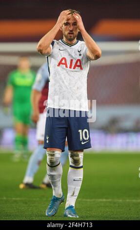 Villa Park, Birmingham, 21 mars 2021 Harry Kane de Tottenham lors de leur match de Premier League contre Aston Villa crédit photo : © Mark pain / Alamy Live News Banque D'Images