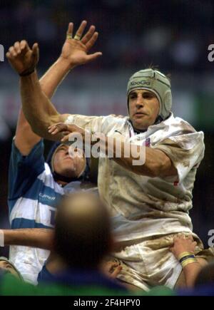 RUGBY ANGLETERRE V ARGENTINE À TWICKENHAM 25/11/2000. PHOTO DAVID ASHDOWN Banque D'Images