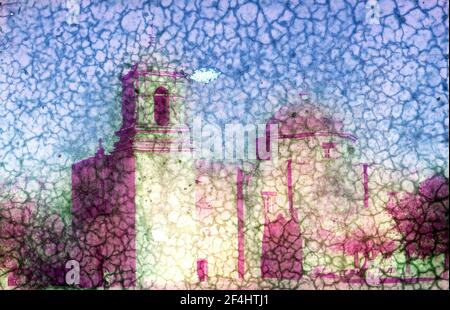 San Antonio Texas USA, vers 1990: Les visiteurs explorent Mission San Jose, l'une des quatre missions espagnoles qui fait partie du parc historique national de San Antonio missions et le plus grand de la piste des églises qui suit la rivière San Antonio au sud de la plus célèbre Alamo. ©Bob Daemmrich Banque D'Images