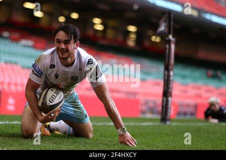 Cardiff, Royaume-Uni. 21 mars 2021. Rufus McLean de Glasgow Warriors célèbre après qu'il a mis ses équipes au 2ème essai. Guinness Pro14 Rugby, Dragons v Glasgow Warriors au stade de la Principauté à Cardiff le dimanche 21 mars 2021. photo par Andrew Orchard/Andrew Orchard sports Photography/Alay Live News crédit: Andrew Orchard sports Photography/Alay Live News Banque D'Images