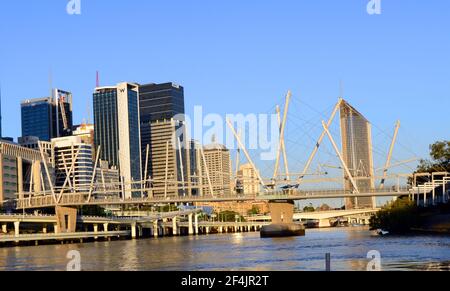 Horizon du quartier central des affaires de Brisbane, Australie. Banque D'Images