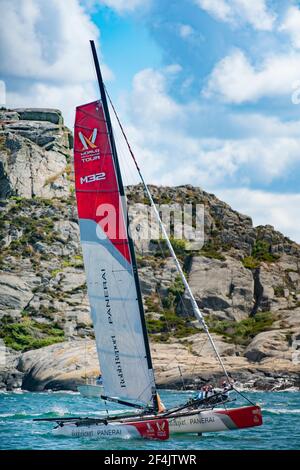 Grande course de voile de bateau M32 Concours de catamaran à Marstrand Suède Banque D'Images