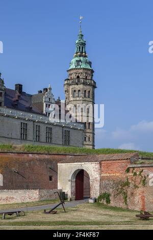 Géographie / Voyage, Danemark, Sjaelland, Helsingor, château de Kronborg fente avec phare, Helsingor, is, Additional-Rights-Clearance-Info-not-available Banque D'Images