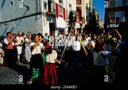 ESPAGNE - la Ribera Alta (quartier) - région autonome de Valence - Valence. Algemesí, « Fiesta Mayor » (festivités majeures); pastorètes dansant la Carxofa; Banque D'Images