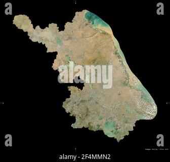 Jiangsu, province de Chine. Imagerie satellite Sentinel-2. Forme isolée sur noir. Description, emplacement de la capitale. Contient Copernic modifié Banque D'Images