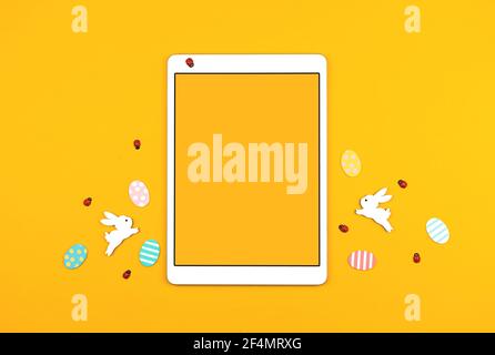 Maquette de pose à plat créative pour les vacances de pâques Banque D'Images