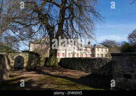 Newhailles House, Musselburgh, East Lothian, Royaume-Uni. 21/3/21 Newhailles House est une maison de campagne de style palladien qui se trouve dans 80 hectares de parc sur Th Banque D'Images