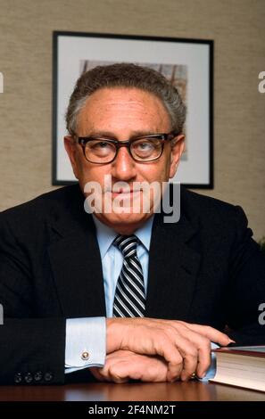 Henry Kissinger. Portrait de l'ancien secrétaire d'État américain, Henry Alfred Kissinger (b. Heinz Alfred Kissinger, 1923) par Bernard Gotfryd, 1982 Banque D'Images